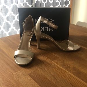 Gold/Champagne color Naturalizer Dress Sandals